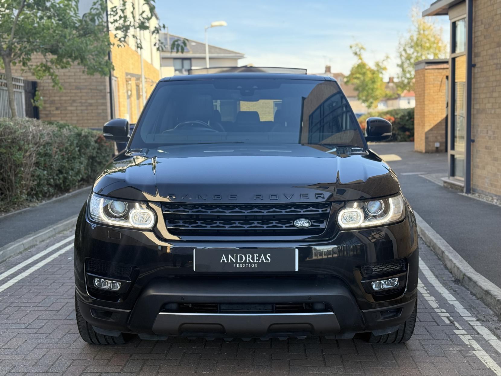 Land Rover Range Rover Sport 3.0 SD V6 HSE Dynamic SUV 5dr Diesel Auto 4WD Euro 6 (s/s) (306 ps)