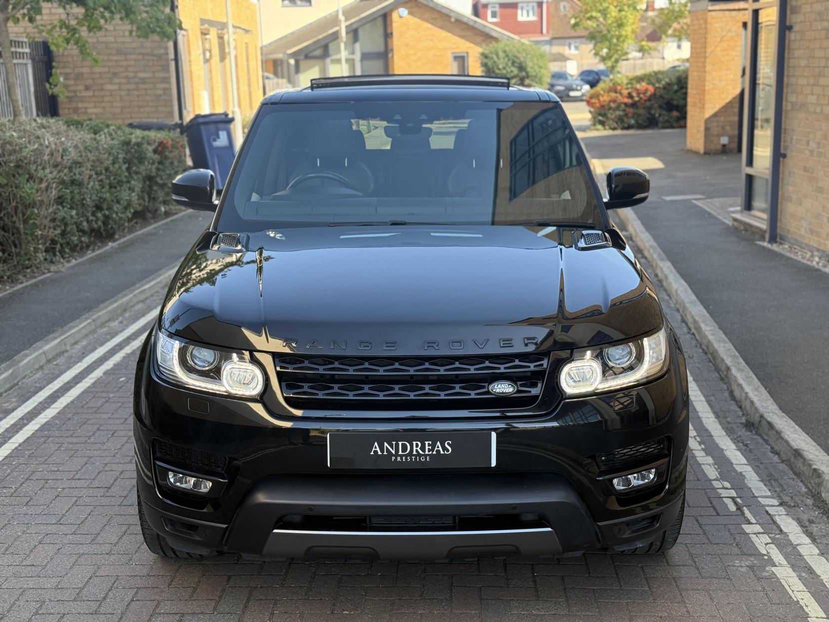 Land Rover Range Rover Sport 3.0 SD V6 HSE Dynamic SUV 5dr Diesel Auto 4WD Euro 6 (s/s) (306 ps)