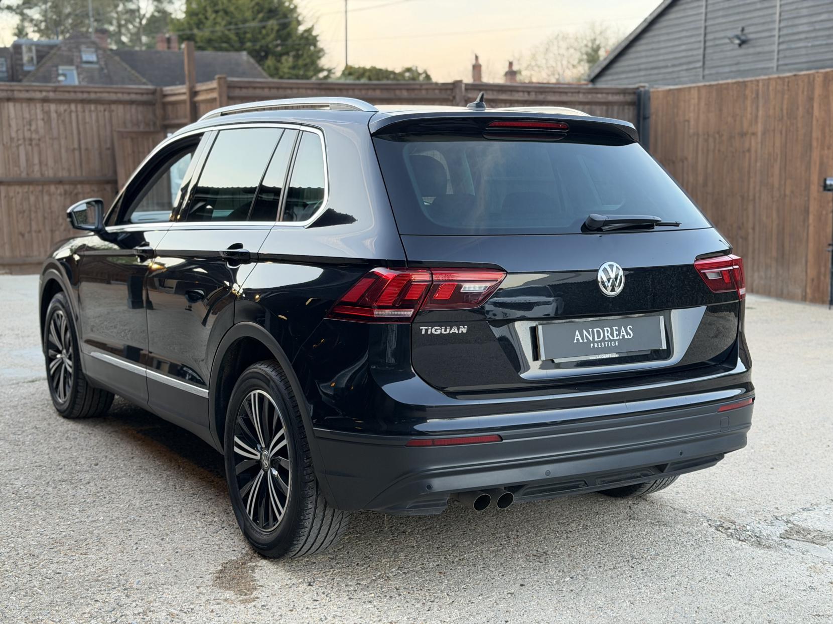 Volkswagen Tiguan 1.5 TSI EVO SE Navigation SUV 5dr Petrol Manual Euro 6 (s/s) (130 ps)