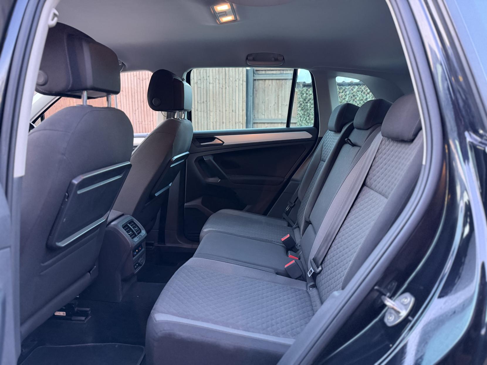 Volkswagen Tiguan 1.5 TSI EVO SE Navigation SUV 5dr Petrol Manual Euro 6 (s/s) (130 ps)