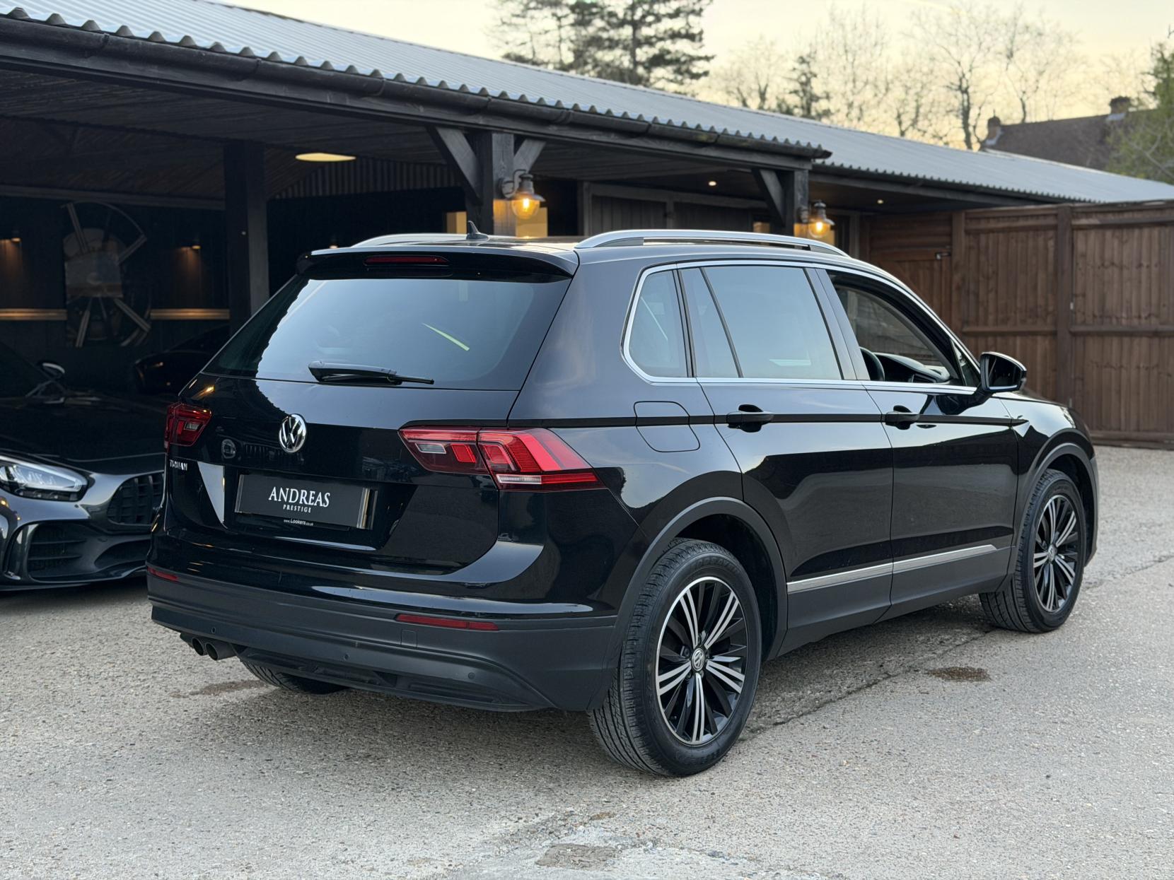 Volkswagen Tiguan 1.5 TSI EVO SE Navigation SUV 5dr Petrol Manual Euro 6 (s/s) (130 ps)