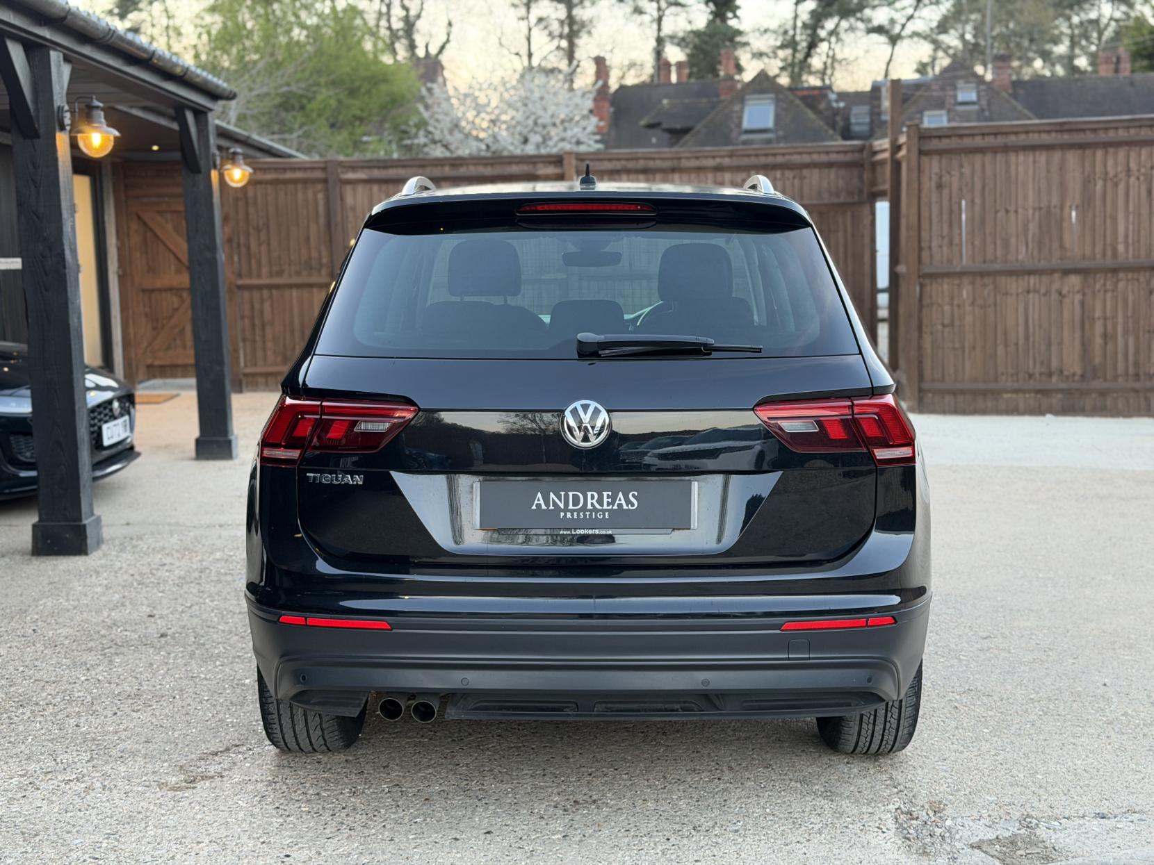 Volkswagen Tiguan 1.5 TSI EVO SE Navigation SUV 5dr Petrol Manual Euro 6 (s/s) (130 ps)