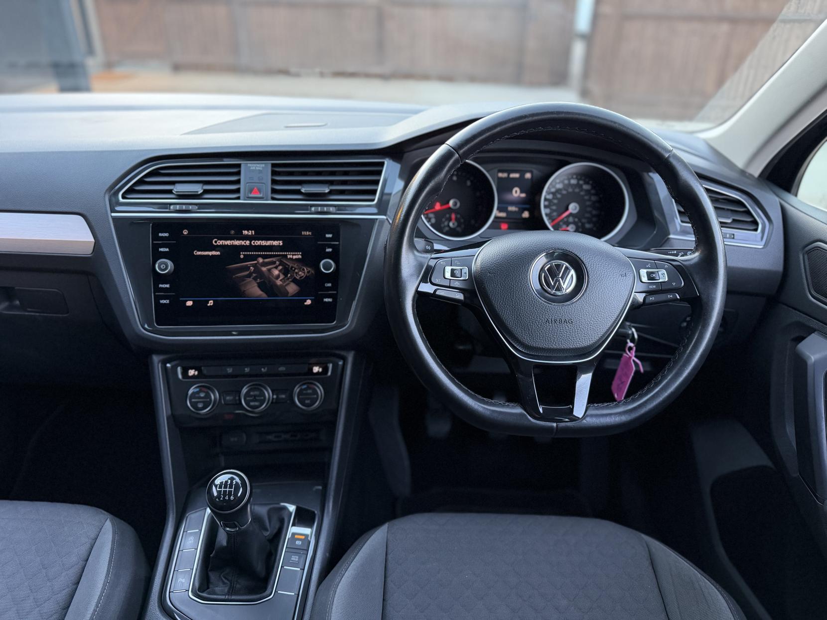 Volkswagen Tiguan 1.5 TSI EVO SE Navigation SUV 5dr Petrol Manual Euro 6 (s/s) (130 ps)