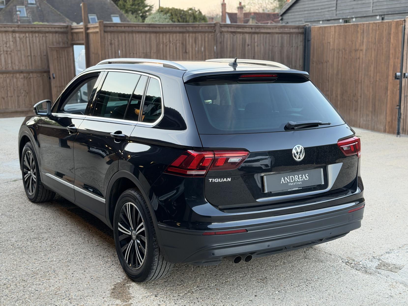 Volkswagen Tiguan 1.5 TSI EVO SE Navigation SUV 5dr Petrol Manual Euro 6 (s/s) (130 ps)