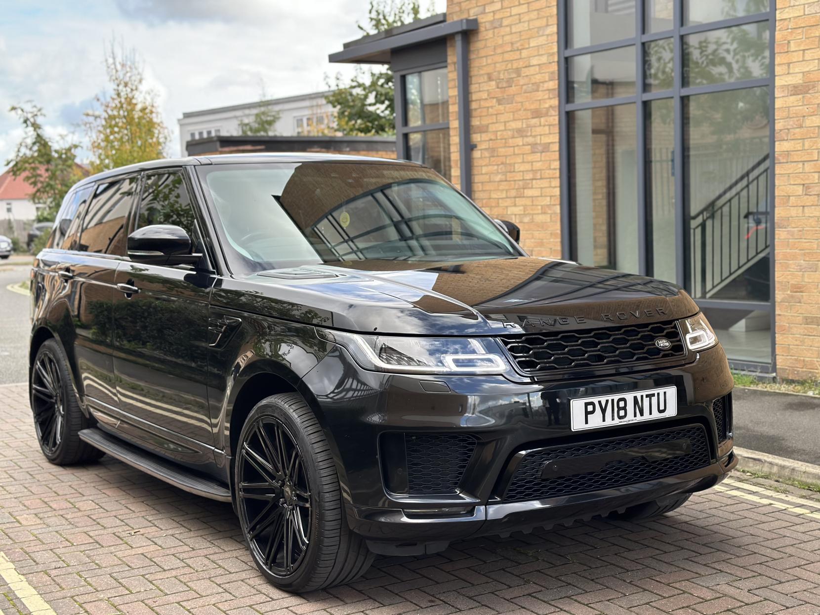 Land Rover Range Rover Sport 3.0 SD V6 HSE SUV 5dr Diesel Auto 4WD Euro 6 (s/s) (306 ps)