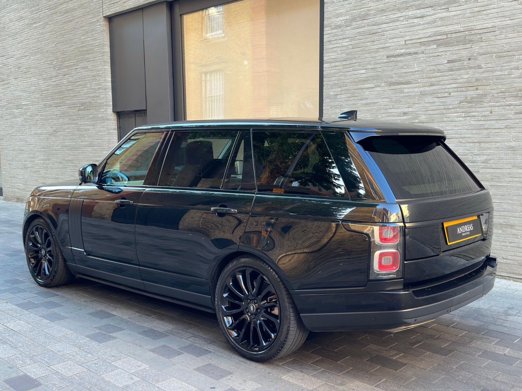 Land Rover Range Rover 5.0 P525 V8 GPF Autobiography SUV 5dr Petrol Auto 4WD Euro 6 (s/s) LWB (525 ps)