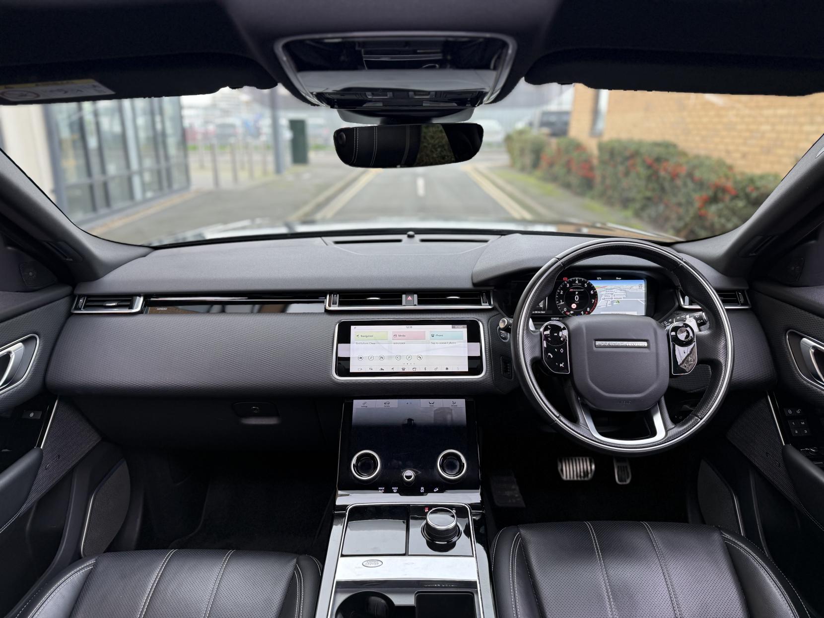 Land Rover Range Rover Velar 2.0 P250 R-Dynamic SE SUV 5dr Petrol Auto 4WD Euro 6 (s/s) (250 bhp)