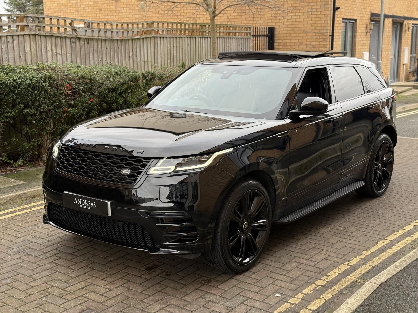 Land Rover Range Rover Velar 2.0 P250 R-Dynamic SE SUV 5dr Petrol Auto 4WD Euro 6 (s/s) (250 bhp)