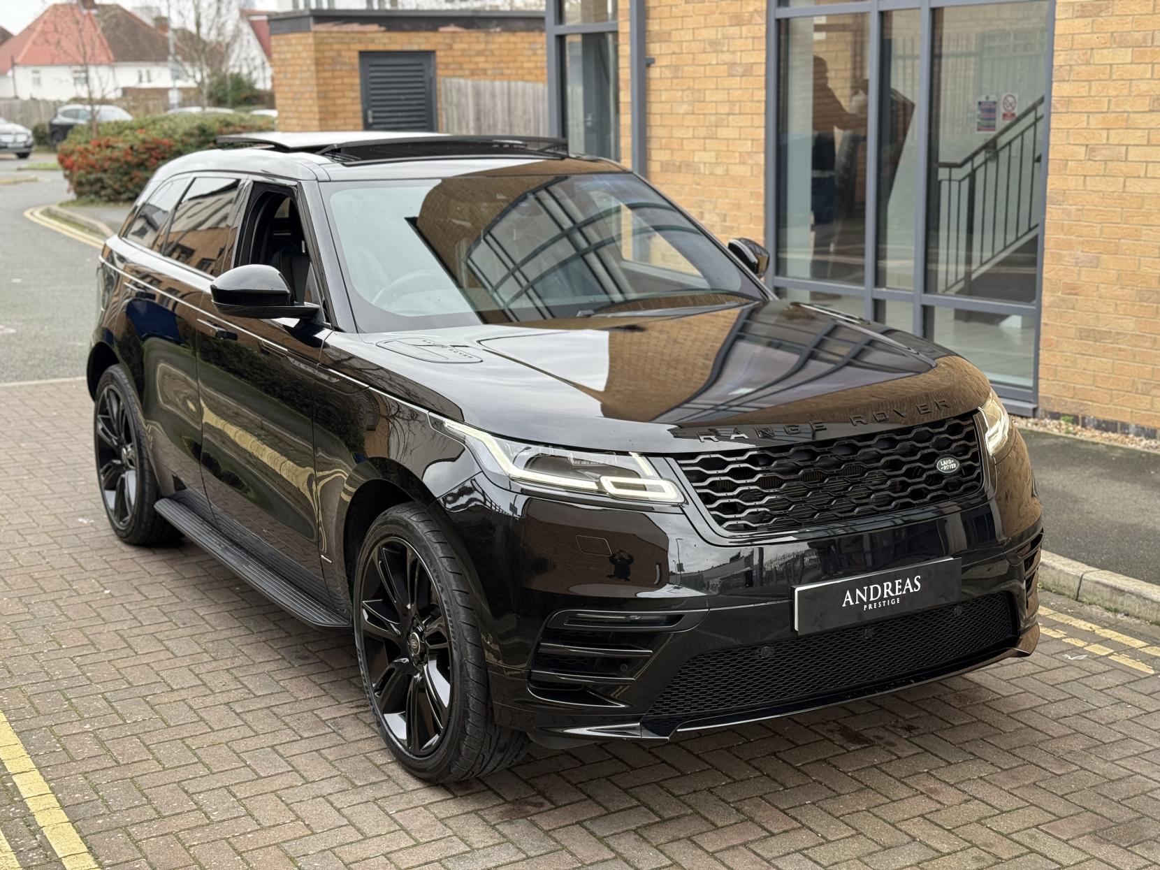 Land Rover Range Rover Velar 2.0 P250 R-Dynamic SE SUV 5dr Petrol Auto 4WD Euro 6 (s/s) (250 bhp)