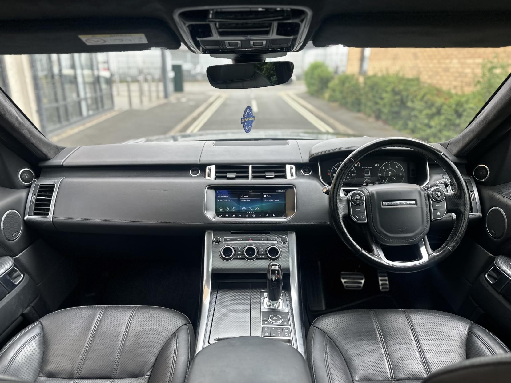 Land Rover Range Rover Sport 3.0 SD V6 Autobiography Dynamic SUV 5dr Diesel Auto 4WD Euro 6 (s/s) (306 ps)