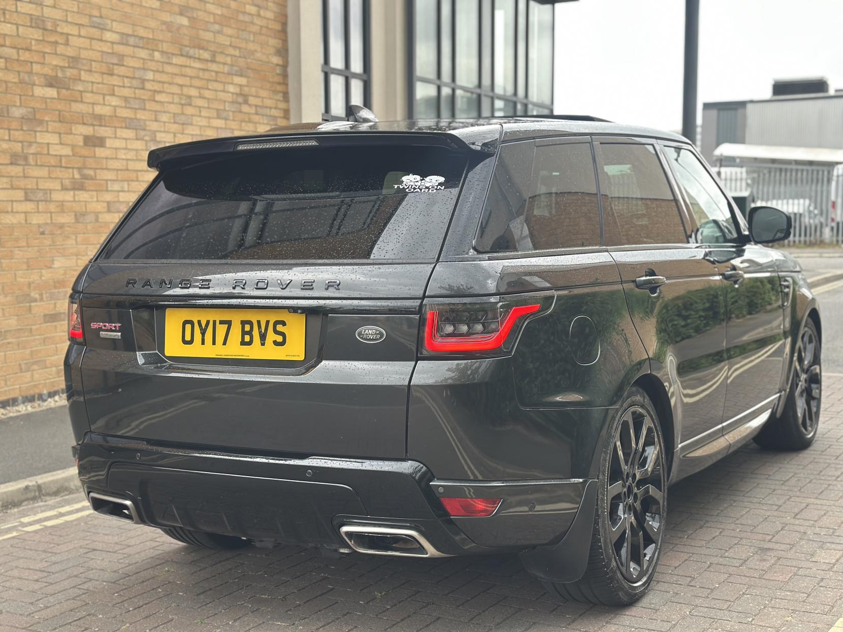 Land Rover Range Rover Sport 3.0 SD V6 Autobiography Dynamic SUV 5dr Diesel Auto 4WD Euro 6 (s/s) (306 ps)