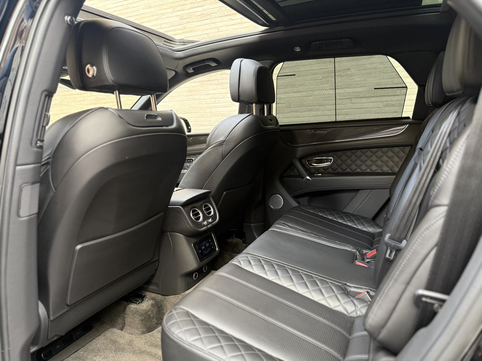 Bentley Bentayga 4.0 V8 SUV 5dr Petrol Auto 4WD Euro 6 (s/s) (550 ps)