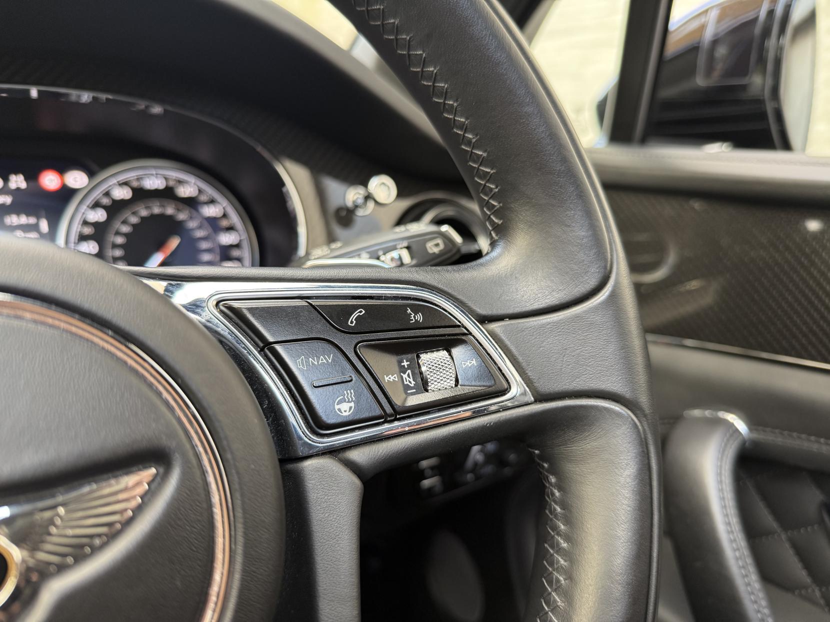 Bentley Bentayga 4.0 V8 SUV 5dr Petrol Auto 4WD Euro 6 (s/s) (550 ps)