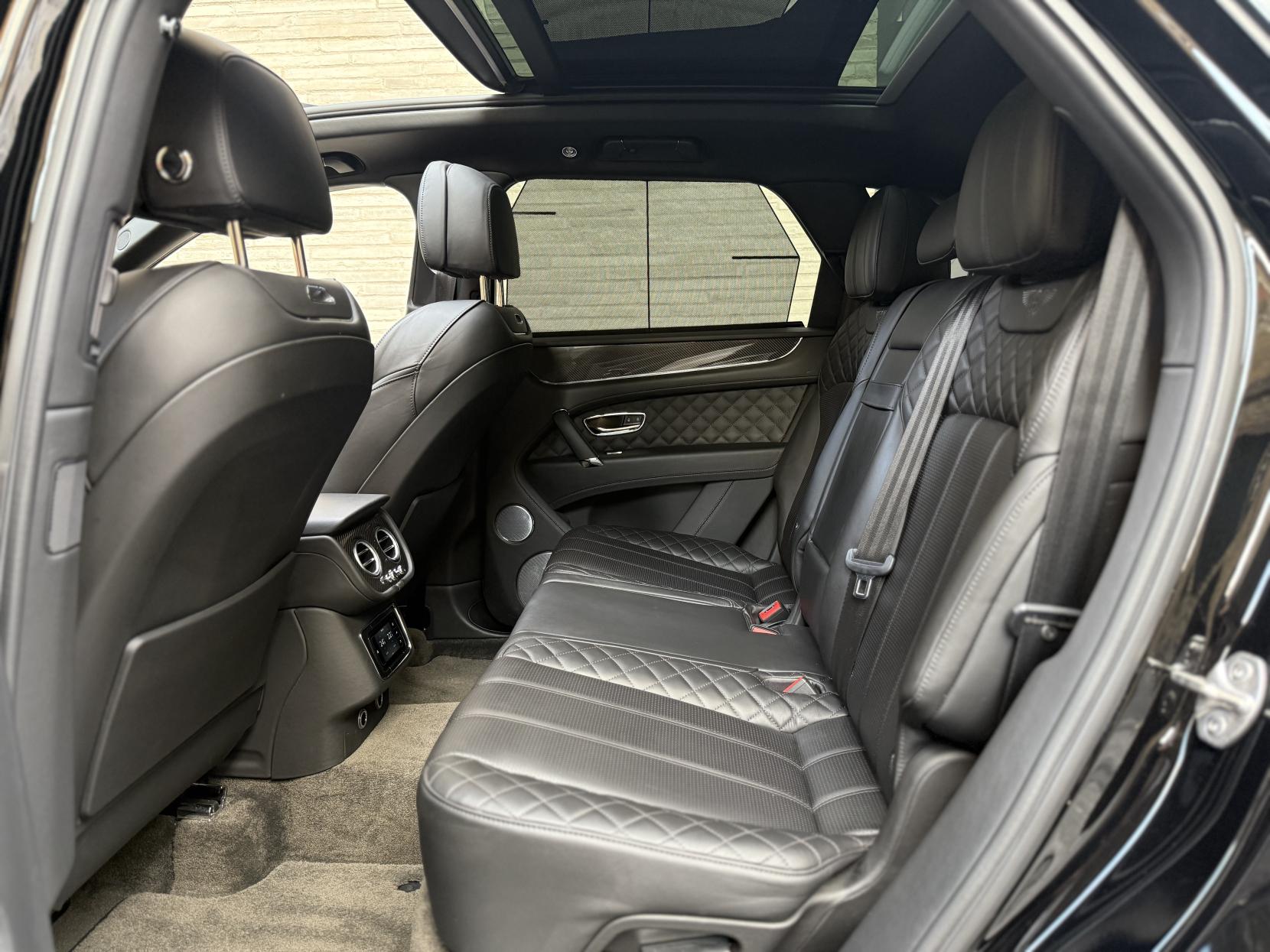 Bentley Bentayga 4.0 V8 SUV 5dr Petrol Auto 4WD Euro 6 (s/s) (550 ps)