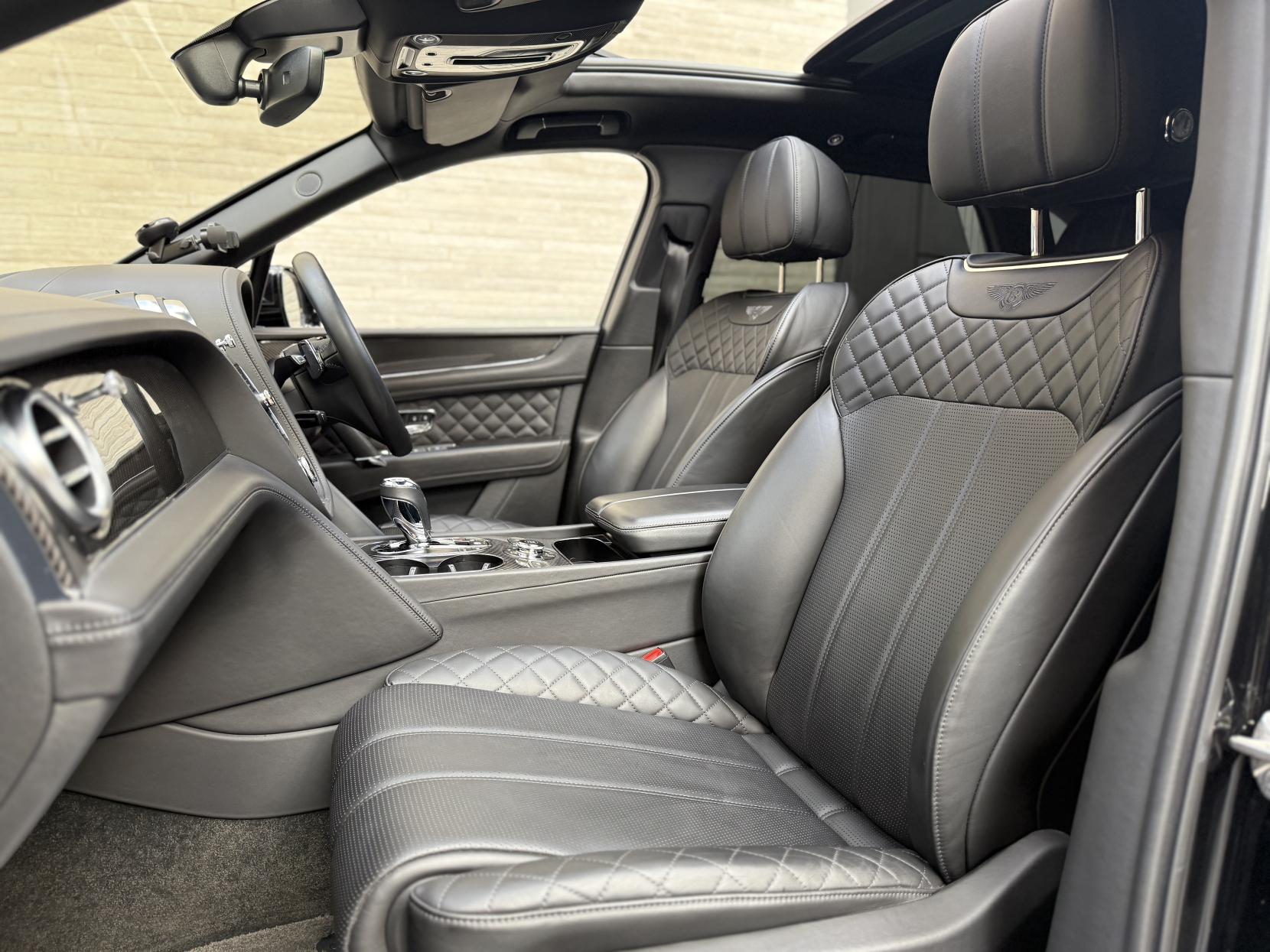 Bentley Bentayga 4.0 V8 SUV 5dr Petrol Auto 4WD Euro 6 (s/s) (550 ps)