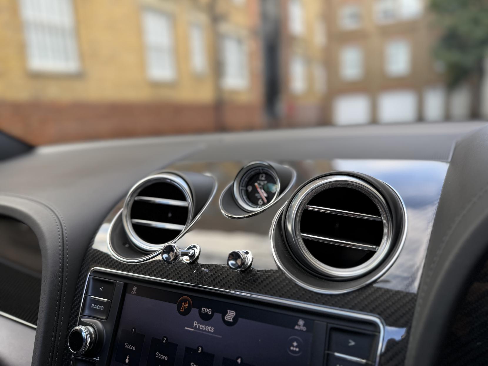 Bentley Bentayga 4.0 V8 SUV 5dr Petrol Auto 4WD Euro 6 (s/s) (550 ps)