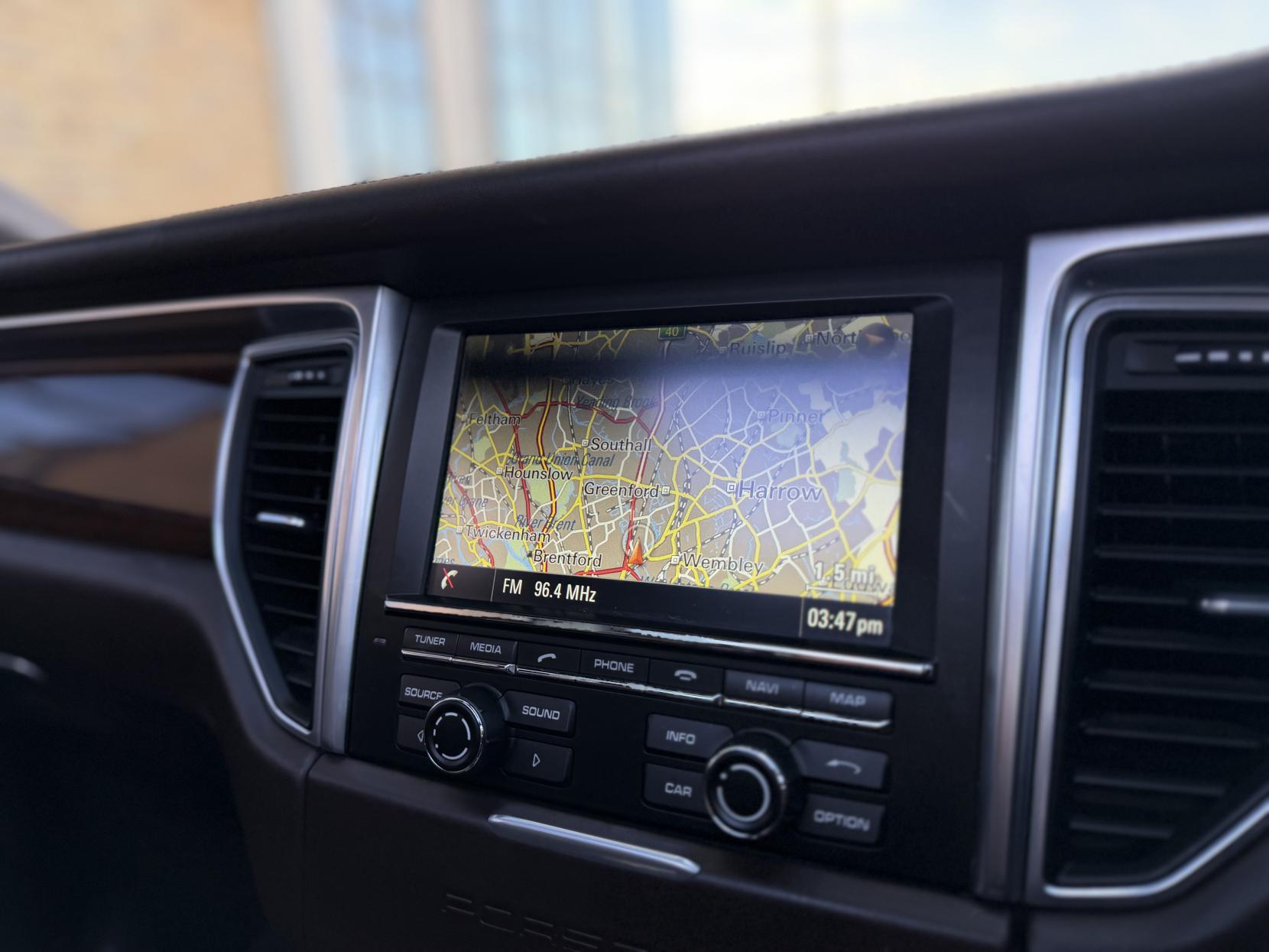 Porsche Macan 3.0 TD V6 S SUV 5dr Diesel PDK 4WD Euro 6 (s/s) (258 ps)