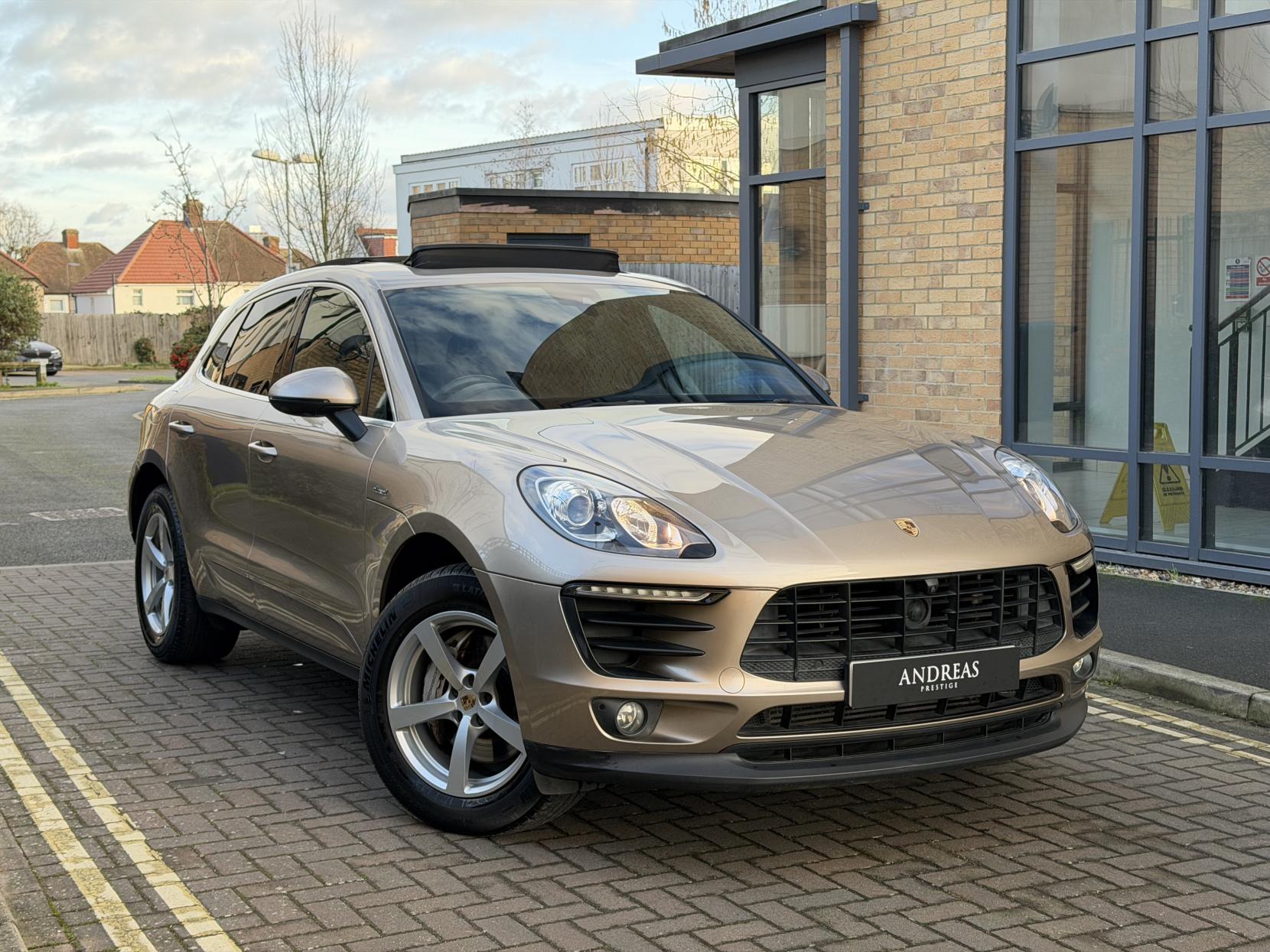Porsche Macan 3.0 TD V6 S SUV 5dr Diesel PDK 4WD Euro 6 (s/s) (258 ps)