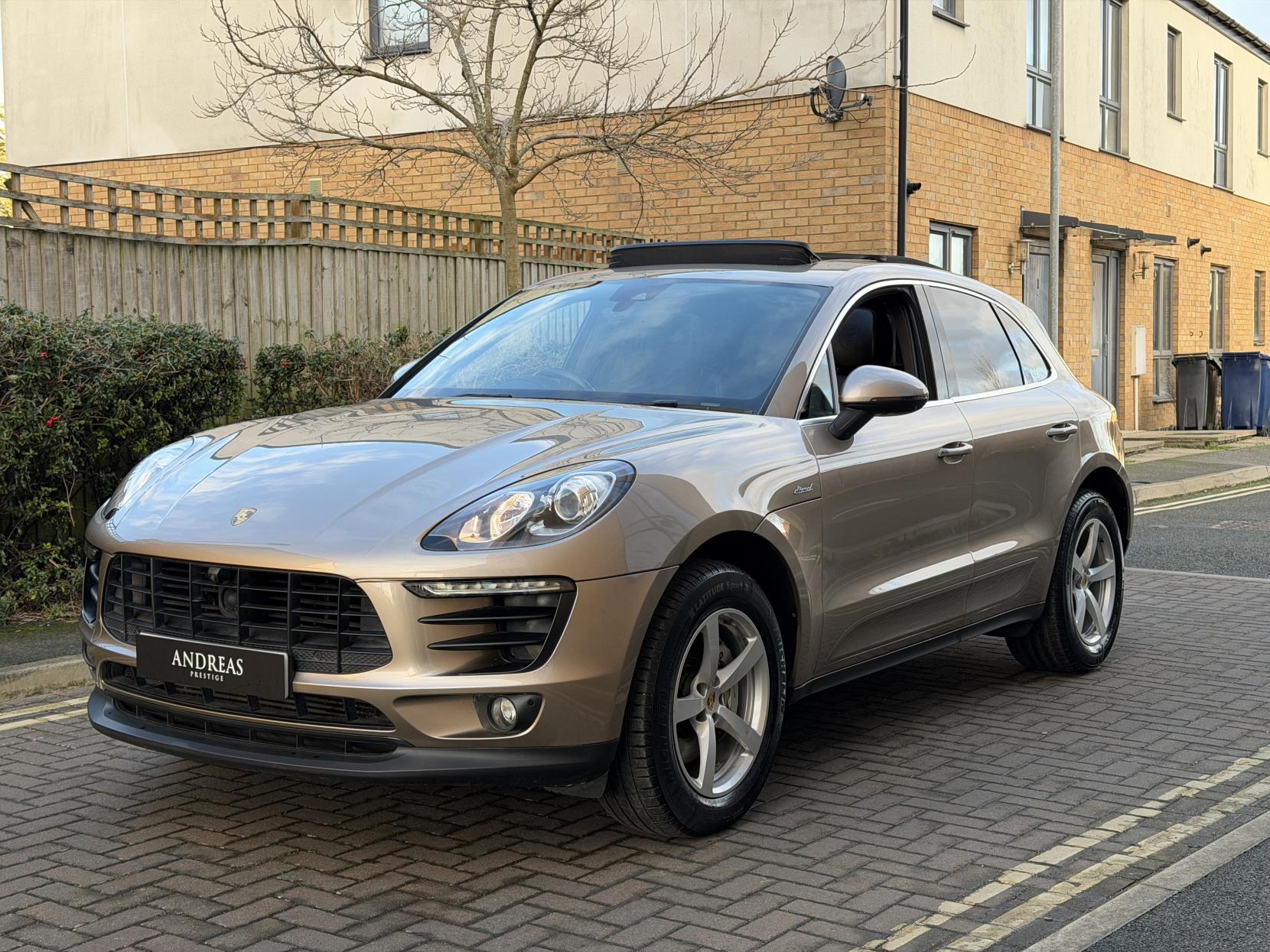 Porsche Macan 3.0 TD V6 S SUV 5dr Diesel PDK 4WD Euro 6 (s/s) (258 ps)