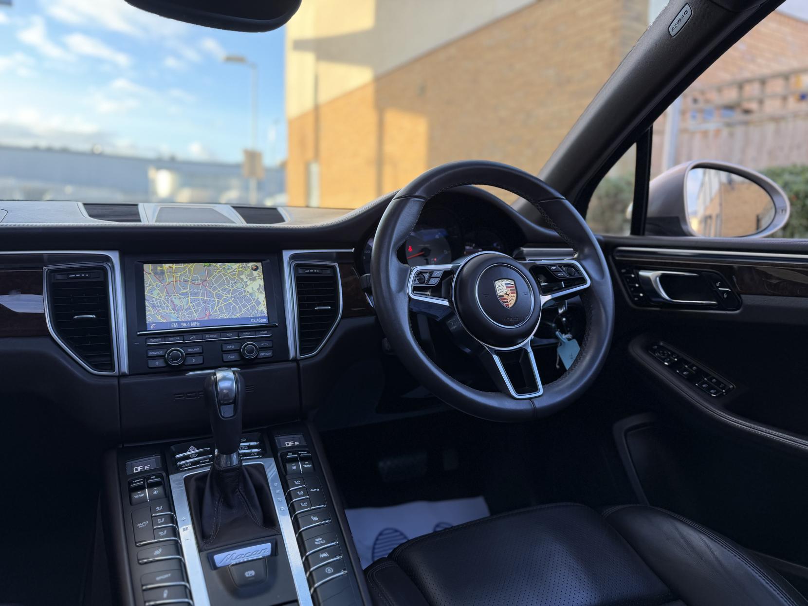 Porsche Macan 3.0 TD V6 S SUV 5dr Diesel PDK 4WD Euro 6 (s/s) (258 ps)