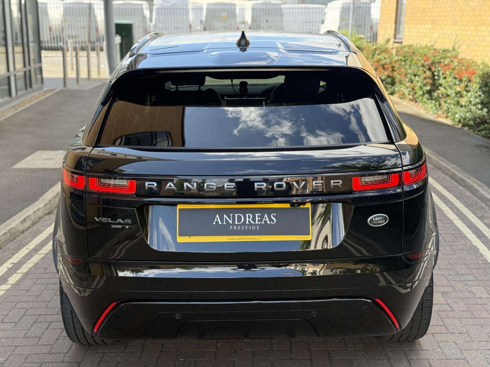 Land Rover Range Rover Velar 2.0 D240 R-Dynamic S SUV 5dr Diesel Auto 4WD Euro 6 (s/s) (240 ps)