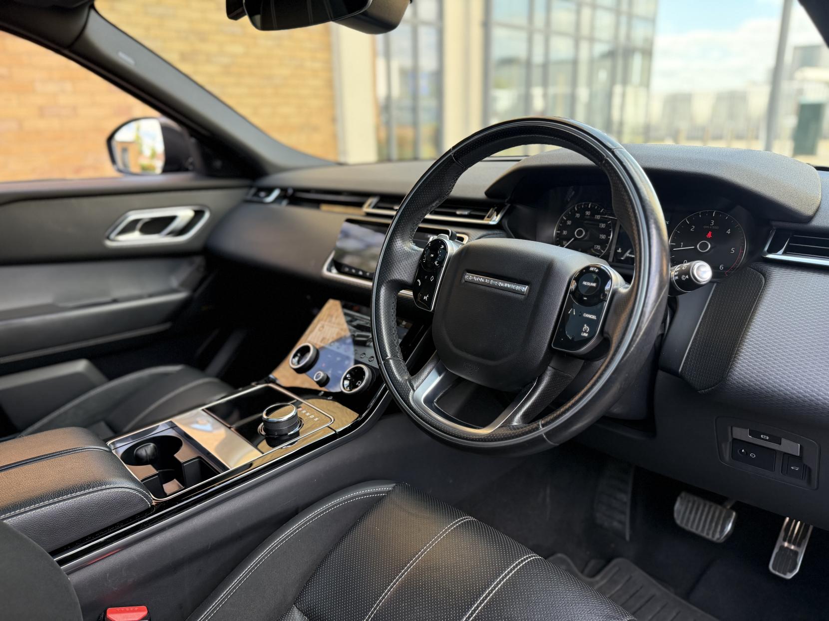Land Rover Range Rover Velar 2.0 D240 R-Dynamic S SUV 5dr Diesel Auto 4WD Euro 6 (s/s) (240 ps)