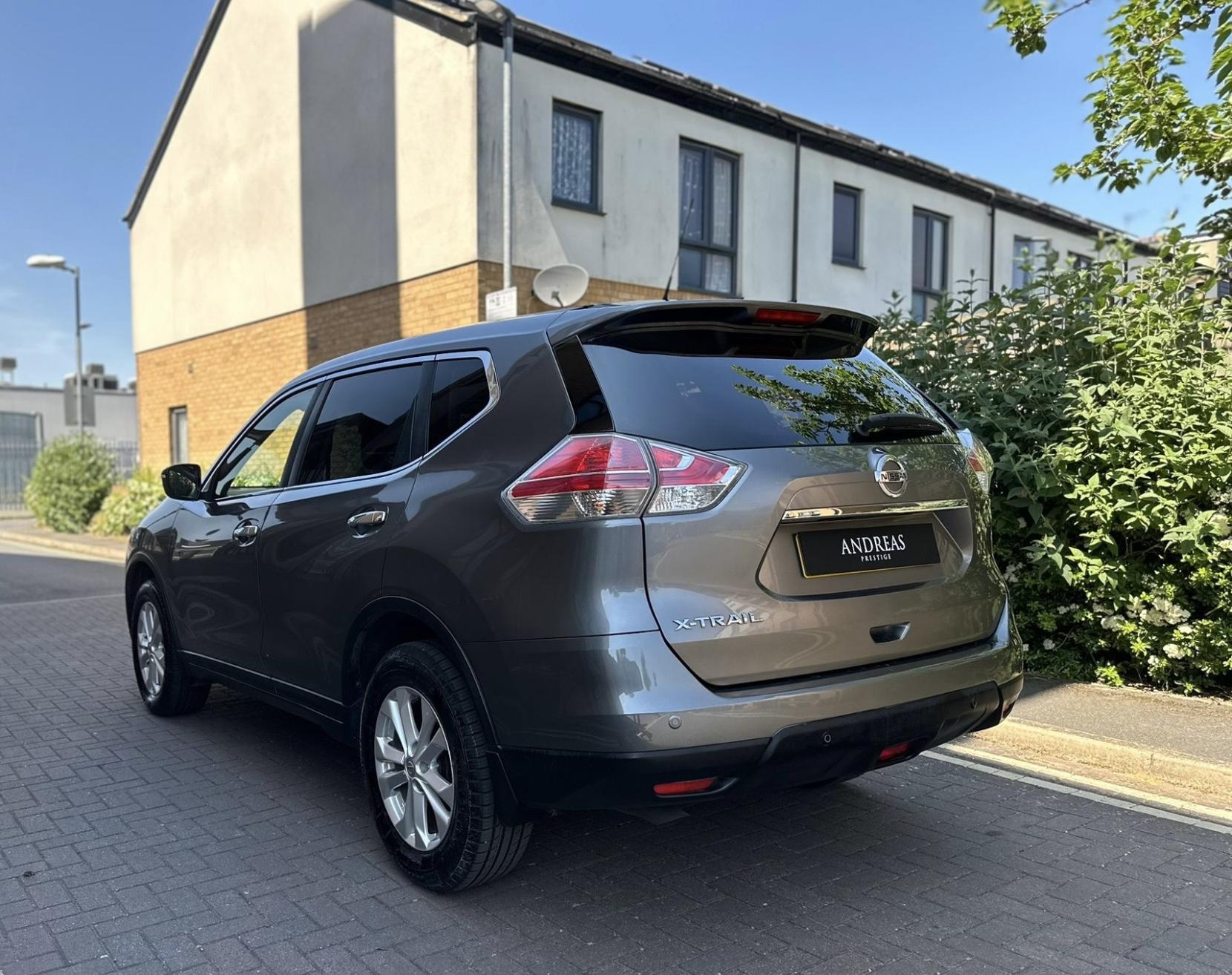 Nissan X-Trail 2.0 dCi Acenta SUV 5dr Diesel XTRON 4WD Euro 6 (s/s) (177 ps)
