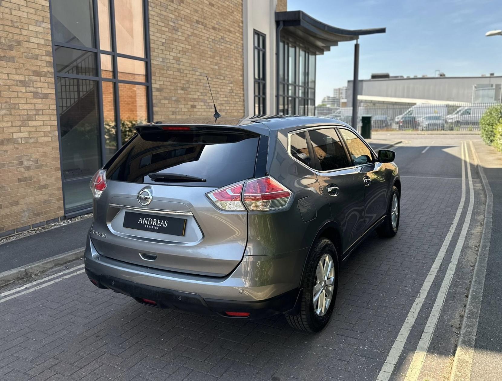 Nissan X-Trail 2.0 dCi Acenta SUV 5dr Diesel XTRON 4WD Euro 6 (s/s) (177 ps)