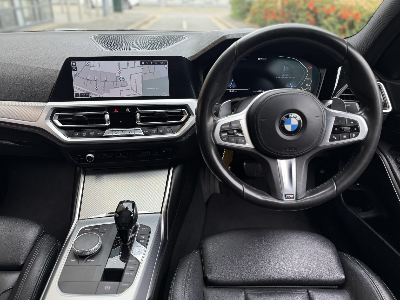 BMW 3 Series 2.0 330e 12kWh M Sport Saloon 4dr Petrol Plug-in Hybrid Auto Euro 6 (s/s) (292 ps)