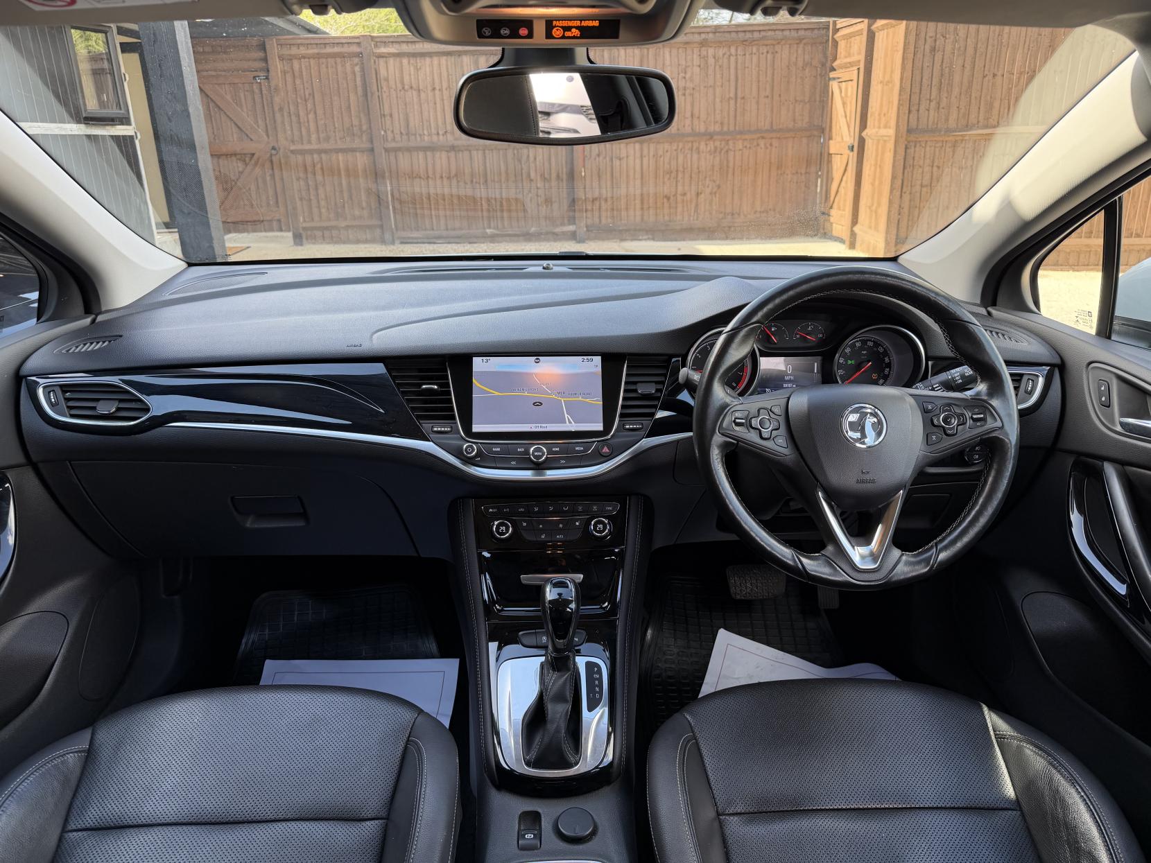 Vauxhall Astra 1.4i Turbo Elite Nav Hatchback 5dr Petrol Auto Euro 6 (s/s) (150 ps)