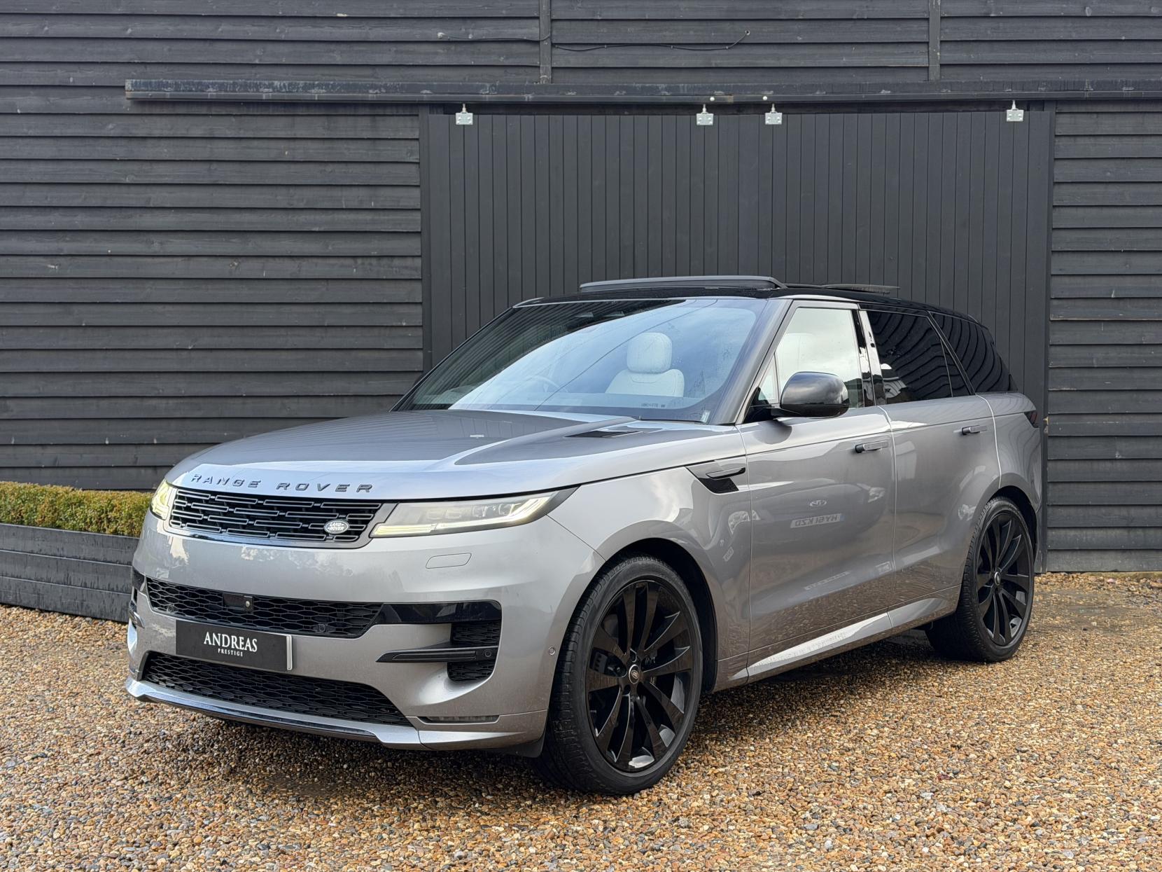 Land Rover Range Rover Sport 3.0 D300 MHEV Dynamic SE SUV 5dr Diesel Auto 4WD Euro 6 (s/s) (300 ps)