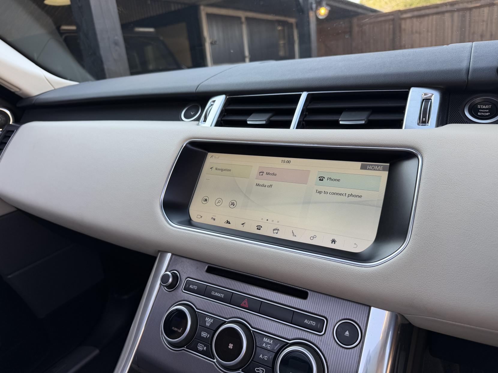 Land Rover Range Rover Sport 3.0 SD V6 HSE SUV 5dr Diesel Auto 4WD Euro 6 (s/s) (306 ps)