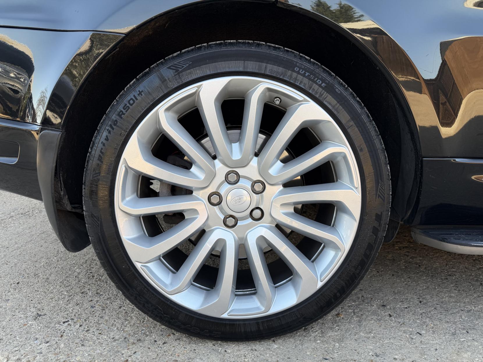 Land Rover Range Rover Sport 3.0 SD V6 HSE SUV 5dr Diesel Auto 4WD Euro 6 (s/s) (306 ps)