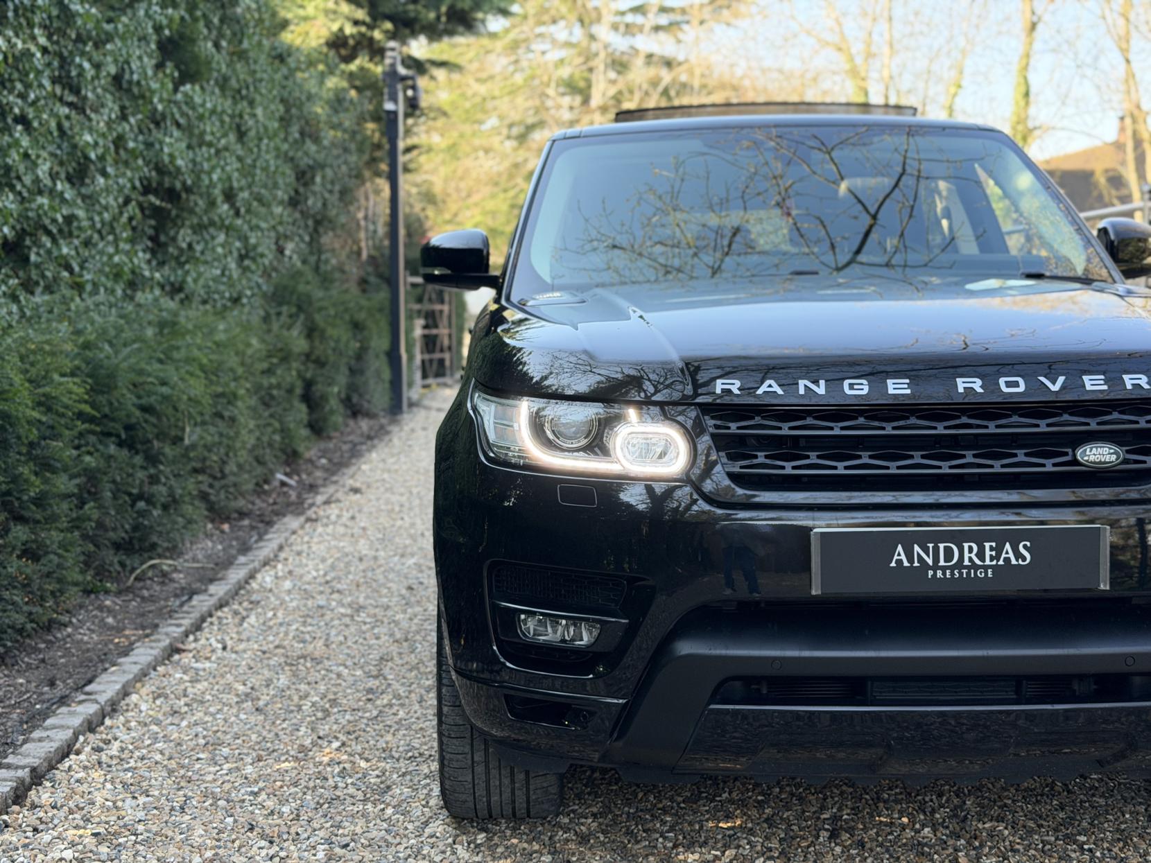 Land Rover Range Rover Sport 3.0 SD V6 HSE SUV 5dr Diesel Auto 4WD Euro 6 (s/s) (306 ps)