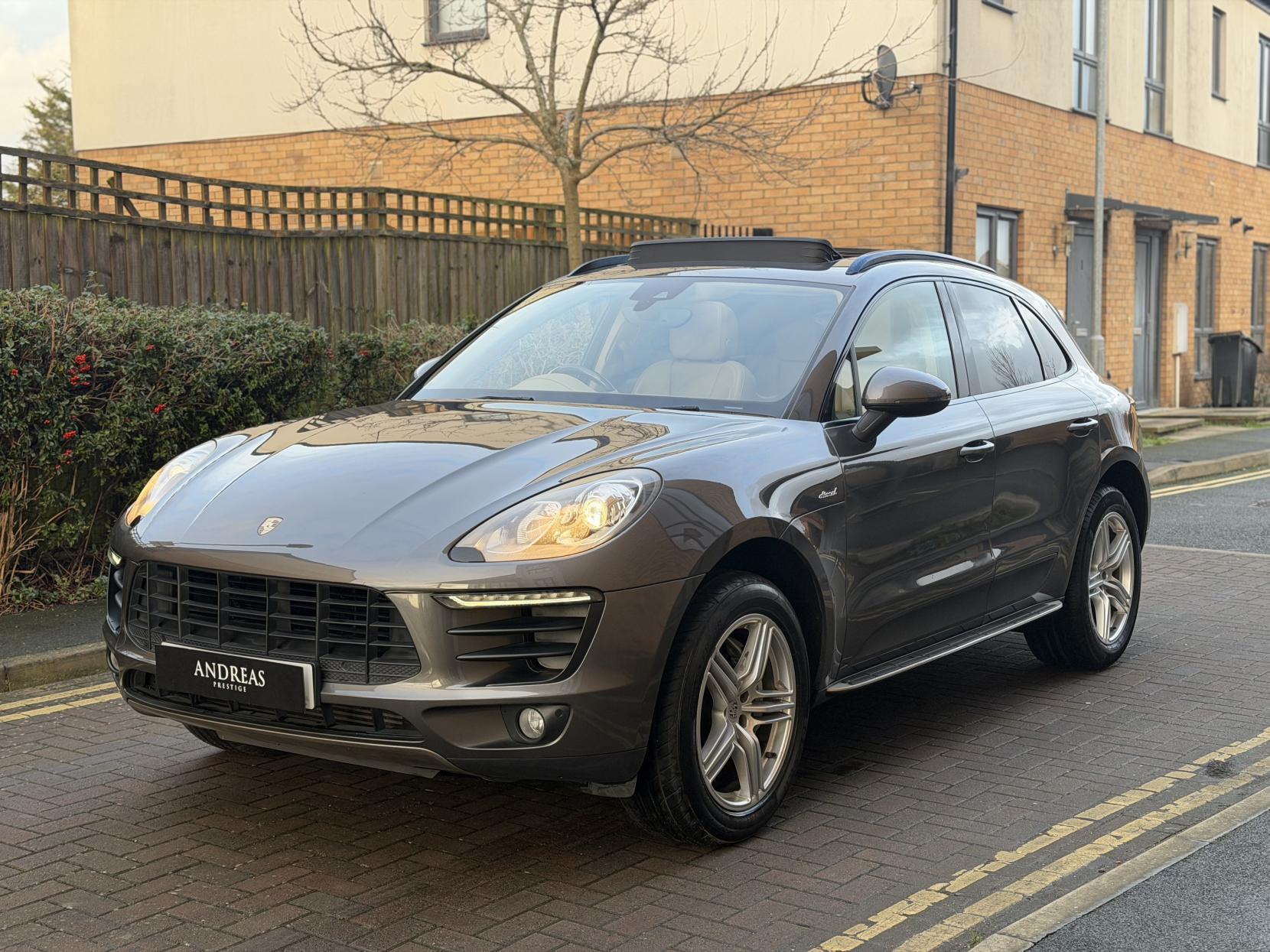 Porsche Macan 3.0 TD V6 S SUV 5dr Diesel PDK 4WD Euro 6 (s/s) (258 ps)