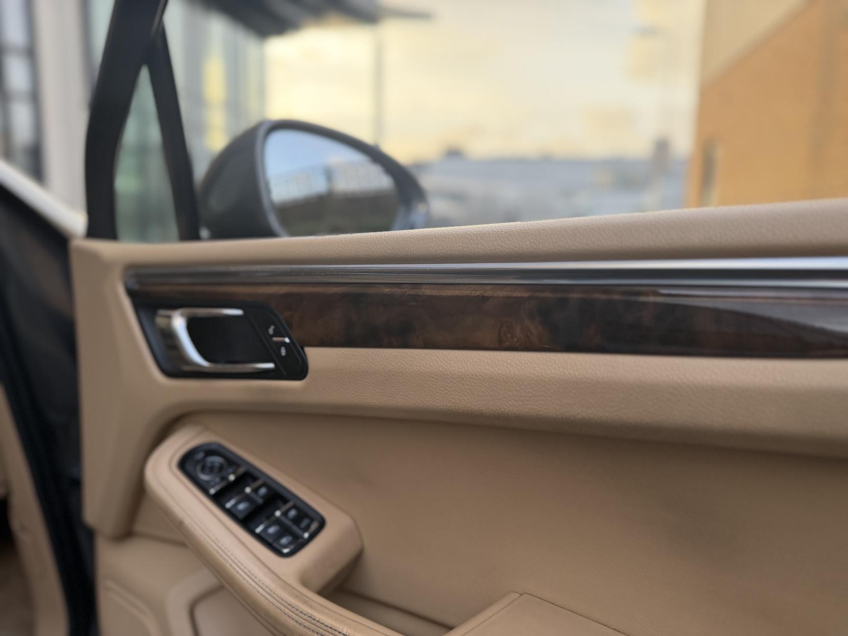 Porsche Macan 3.0 TD V6 S SUV 5dr Diesel PDK 4WD Euro 6 (s/s) (258 ps)