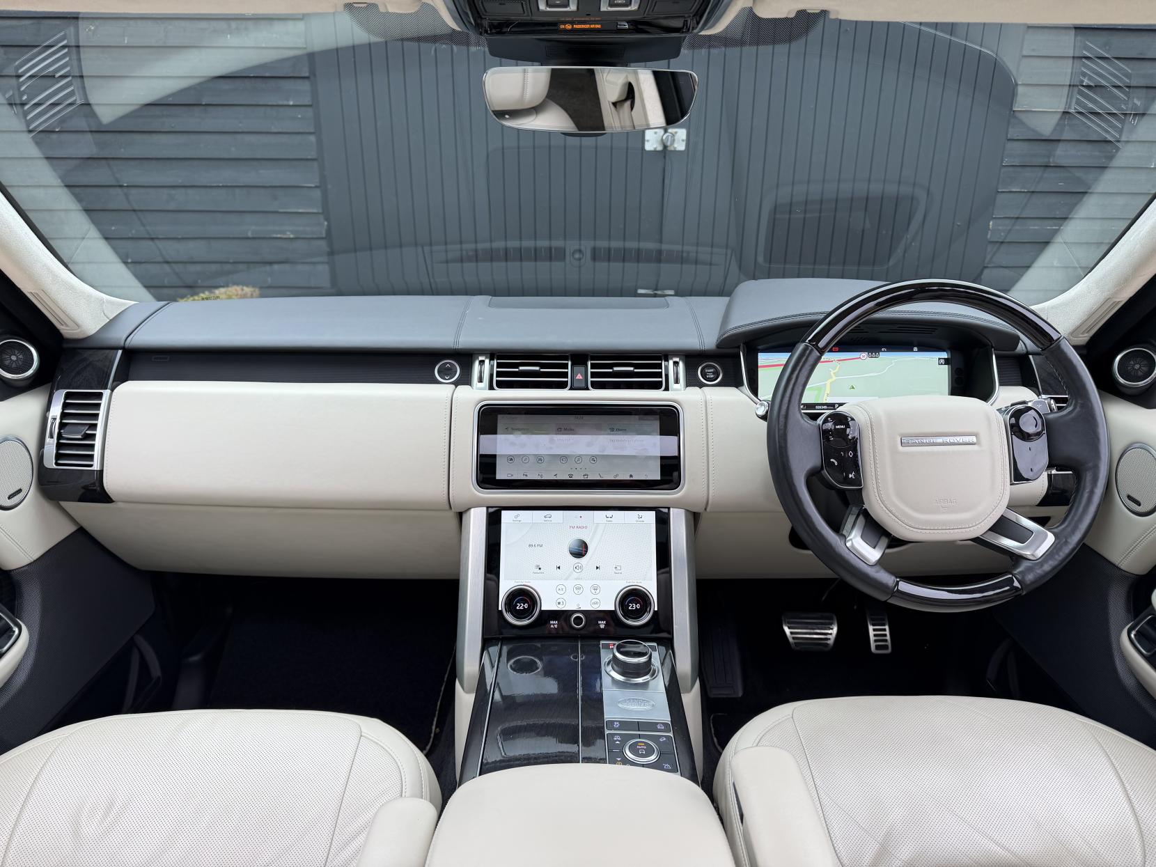 Land Rover Range Rover 5.0 P525 V8 GPF Autobiography SUV 5dr Petrol Auto 4WD Euro 6 (s/s) LWB (525 ps)