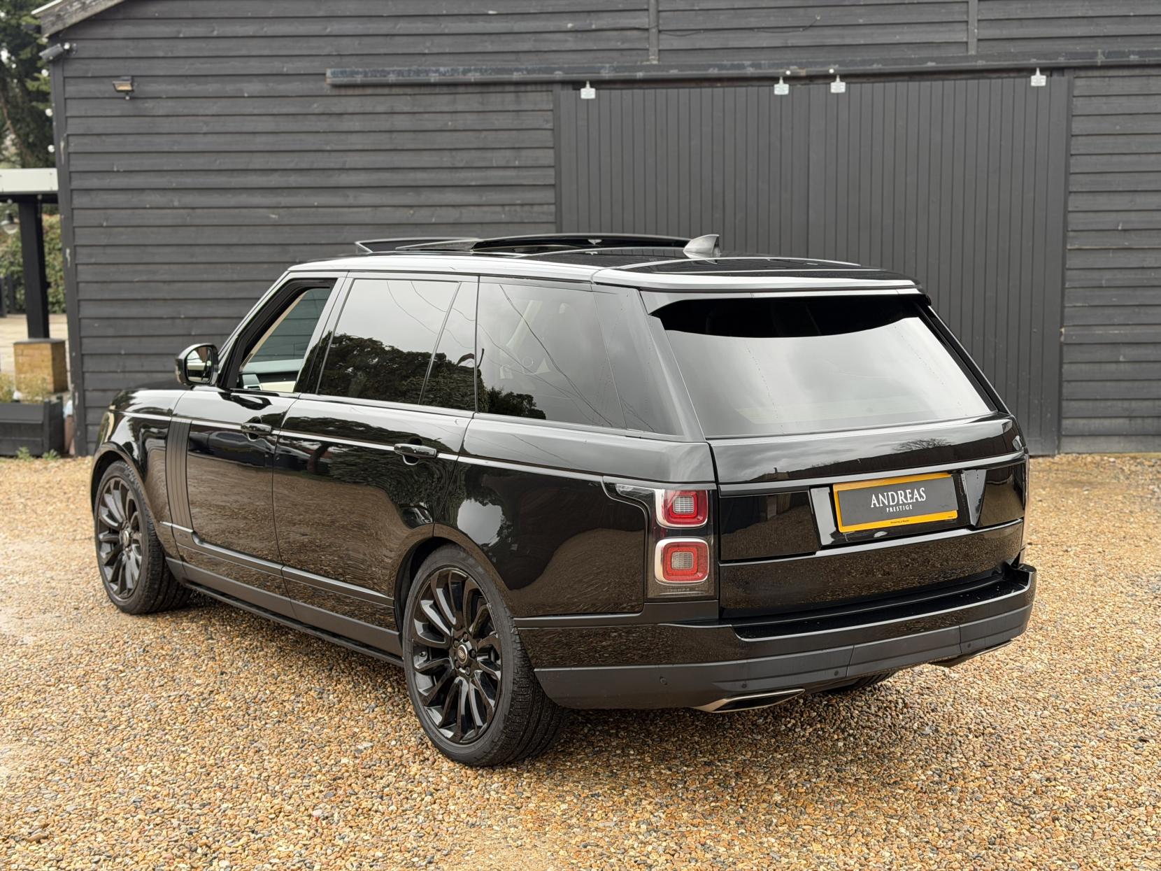 Land Rover Range Rover 5.0 P525 V8 GPF Autobiography SUV 5dr Petrol Auto 4WD Euro 6 (s/s) LWB (525 ps)