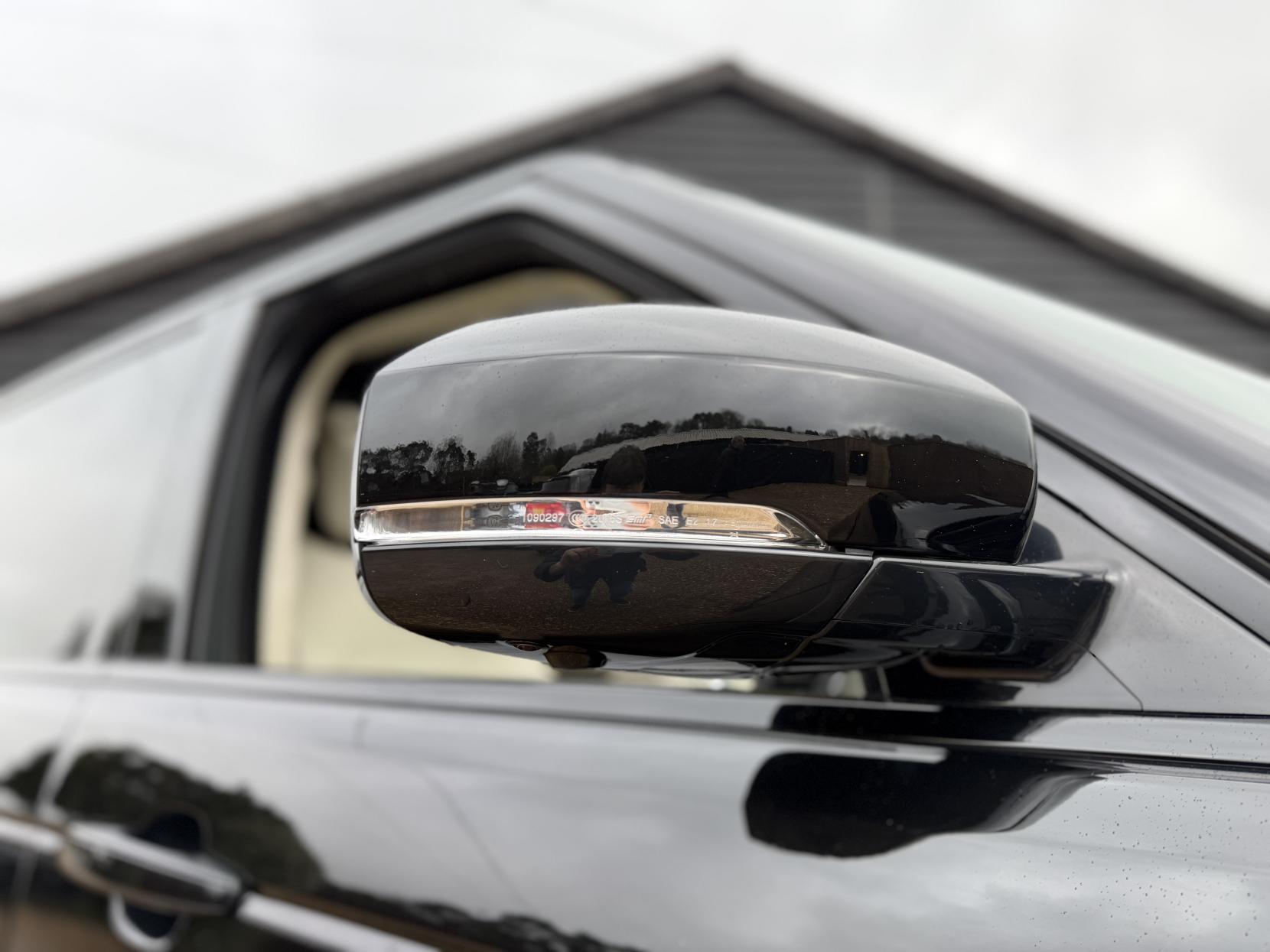 Land Rover Range Rover 5.0 P525 V8 GPF Autobiography SUV 5dr Petrol Auto 4WD Euro 6 (s/s) LWB (525 ps)