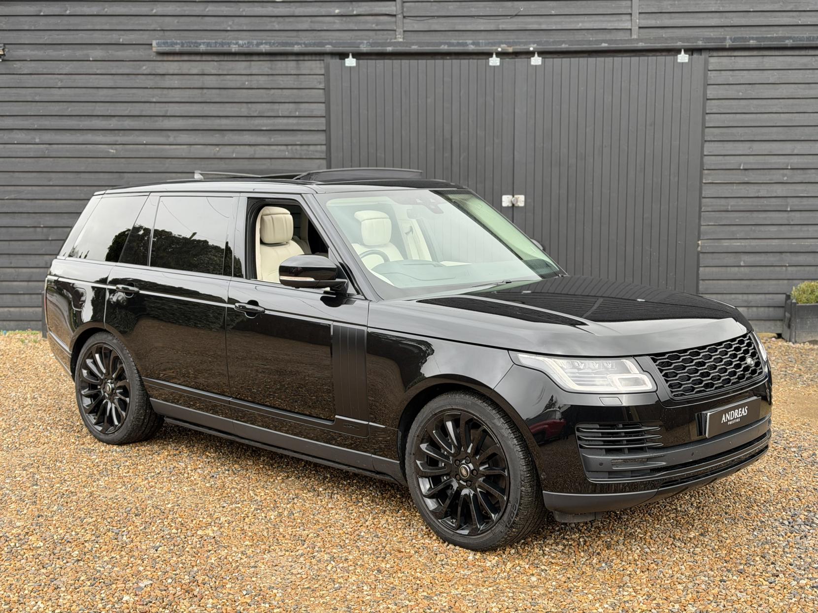 Land Rover Range Rover 5.0 P525 V8 GPF Autobiography SUV 5dr Petrol Auto 4WD Euro 6 (s/s) LWB (525 ps)