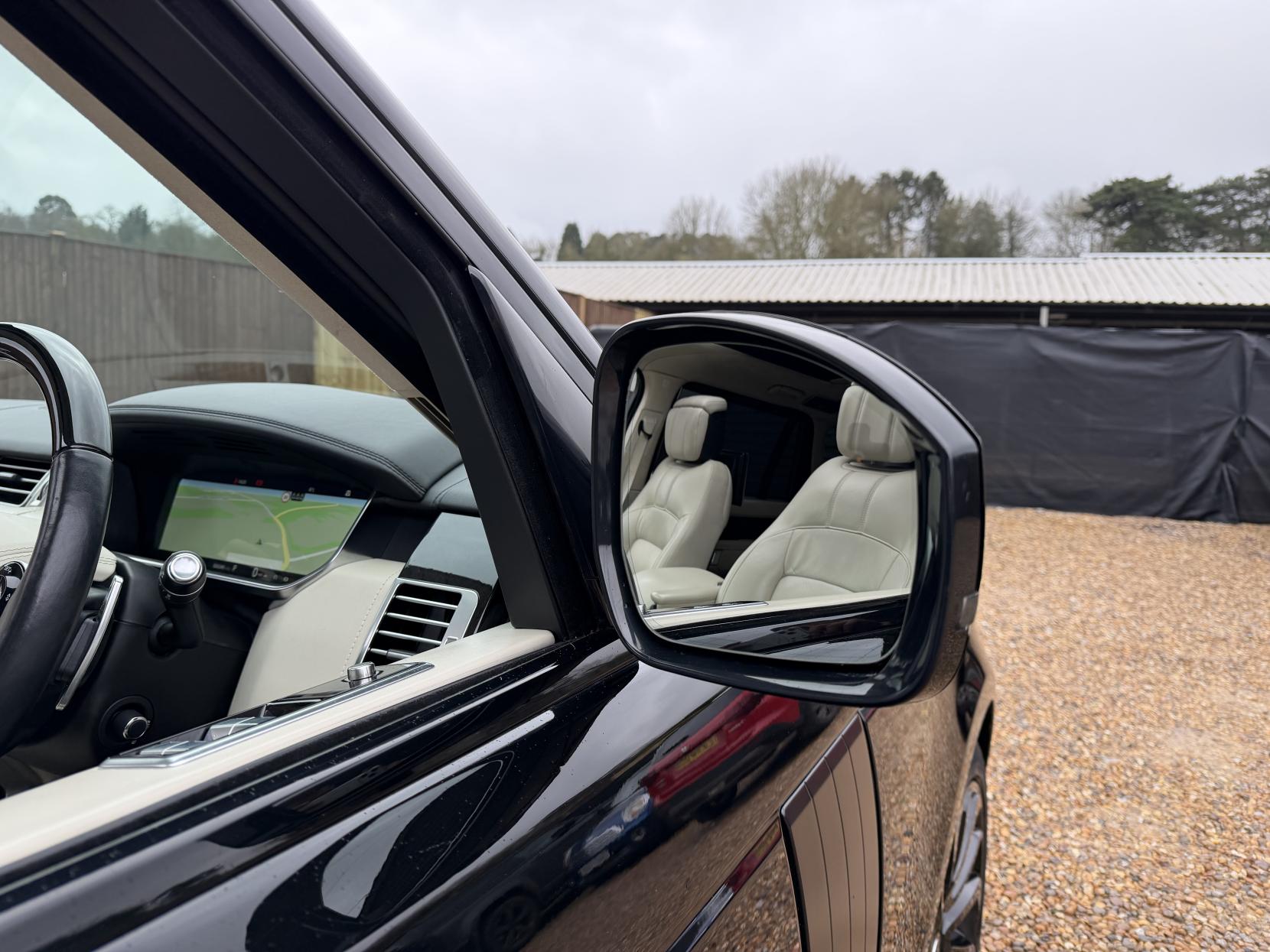 Land Rover Range Rover 5.0 P525 V8 GPF Autobiography SUV 5dr Petrol Auto 4WD Euro 6 (s/s) LWB (525 ps)