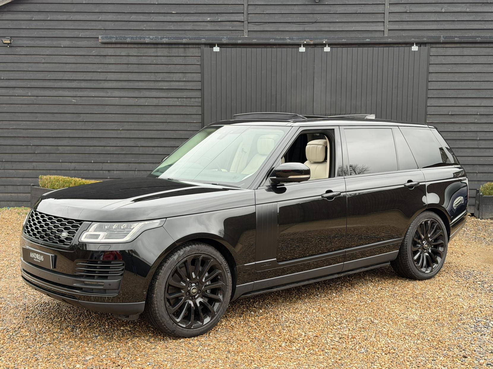 Land Rover Range Rover 5.0 P525 V8 GPF Autobiography SUV 5dr Petrol Auto 4WD Euro 6 (s/s) LWB (525 ps)