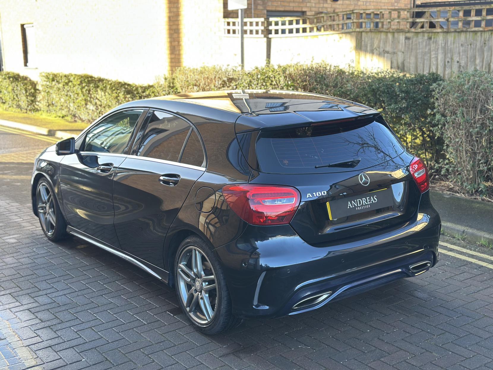 Mercedes-Benz A Class 1.6 A180 AMG Line (Executive) Hatchback 5dr Petrol 7G-DCT Euro 6 (s/s) (122 ps)