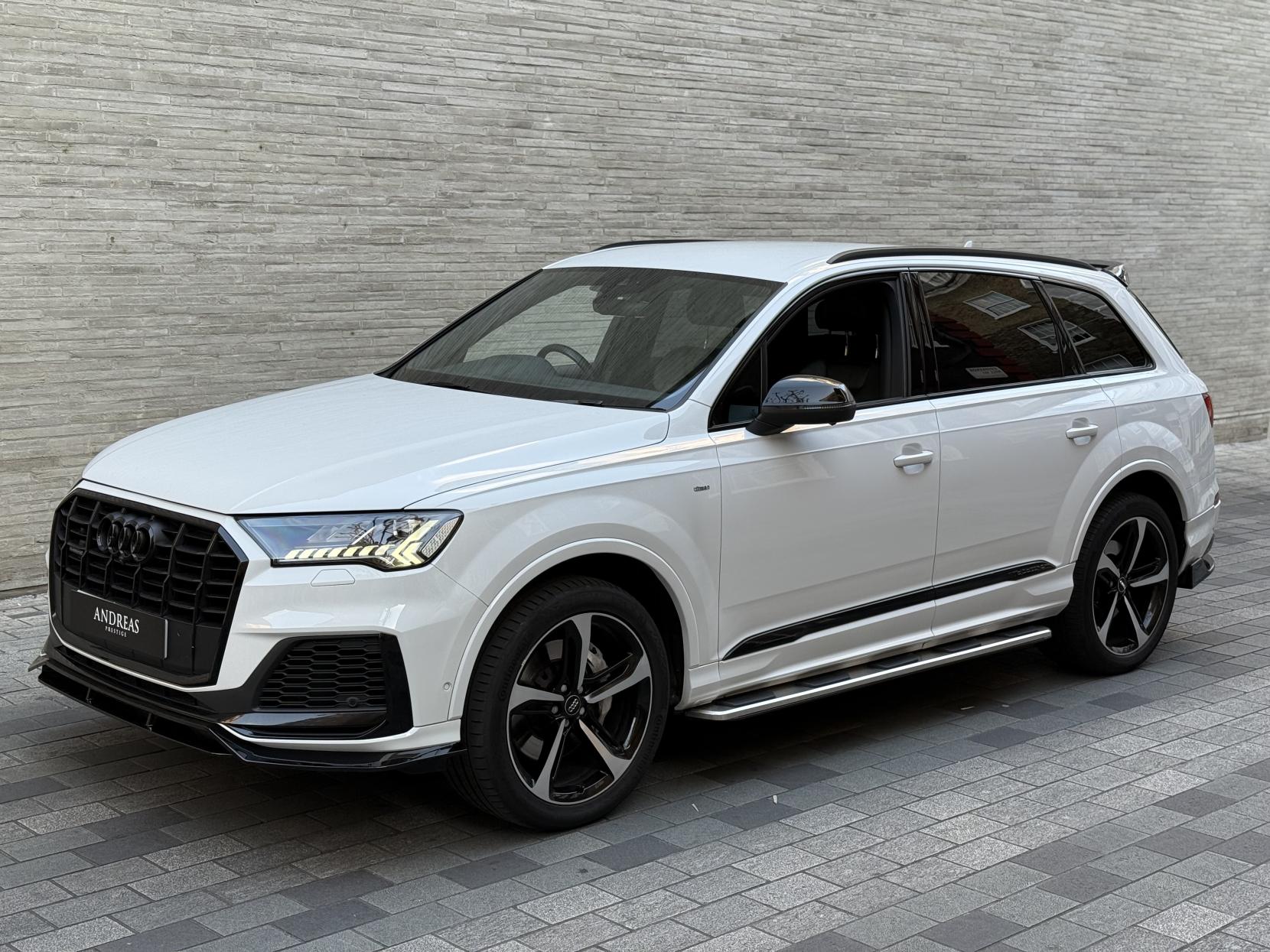 Audi Q7 3.0 TDI V6 45 Black Edition SUV 5dr Diesel Tiptronic quattro Euro 6 (s/s) (231 ps)