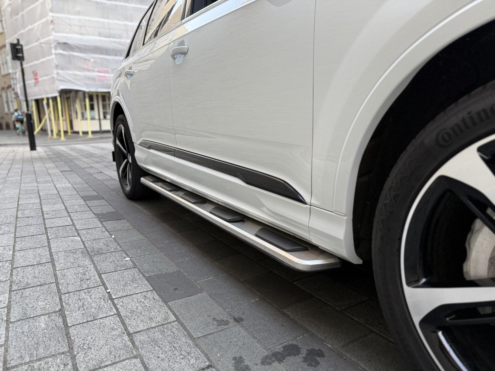 Audi Q7 3.0 TDI V6 45 Black Edition SUV 5dr Diesel Tiptronic quattro Euro 6 (s/s) (231 ps)