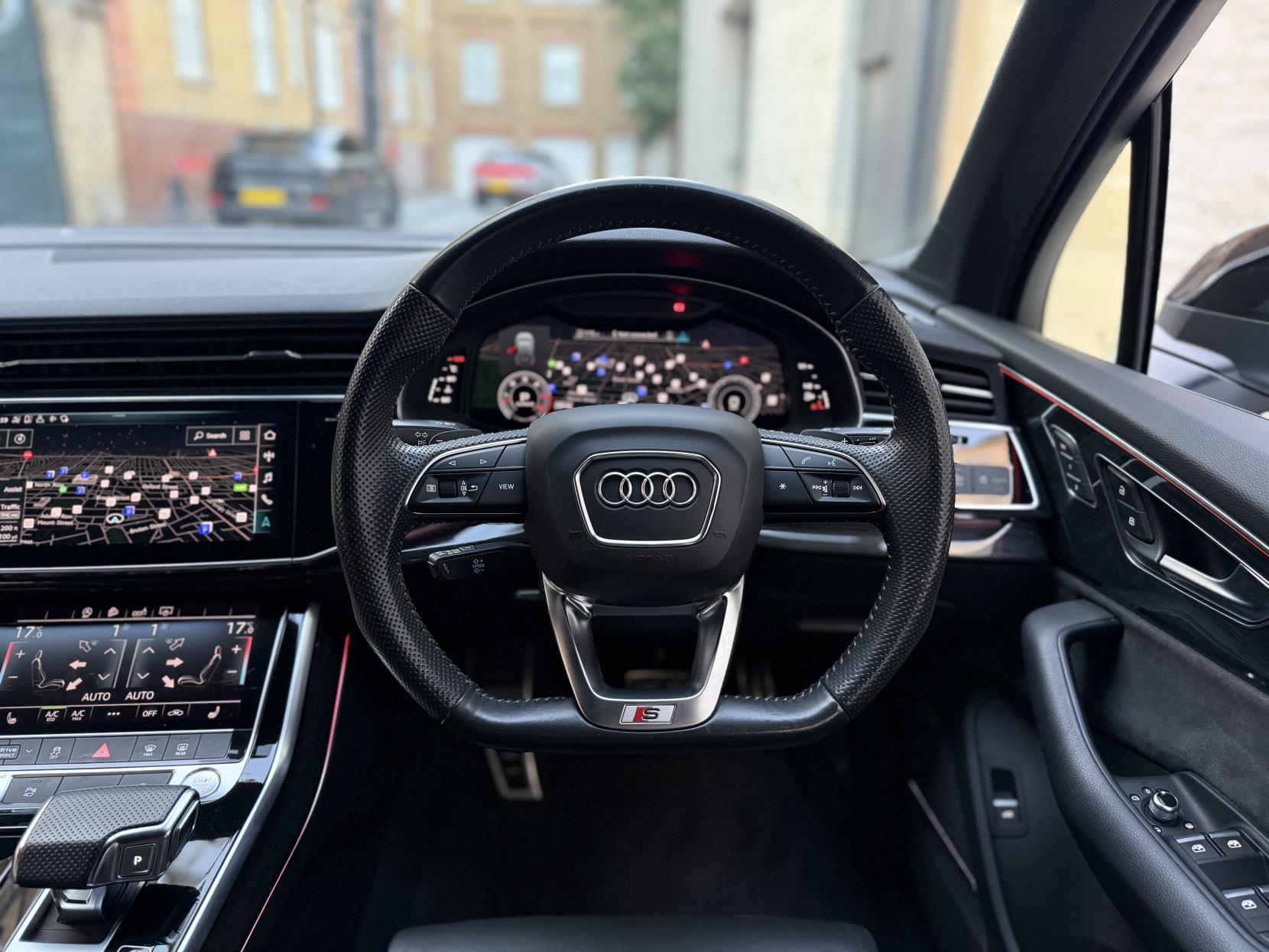 Audi Q7 3.0 TDI V6 45 Black Edition SUV 5dr Diesel Tiptronic quattro Euro 6 (s/s) (231 ps)
