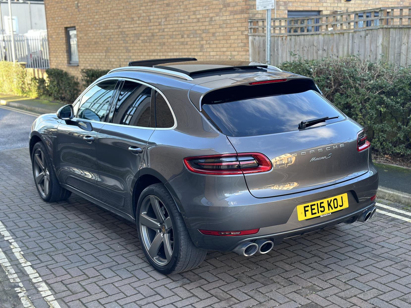 Porsche Macan 3.0 TD V6 S SUV 5dr Diesel PDK 4WD Euro 6 (s/s) (258 ps)