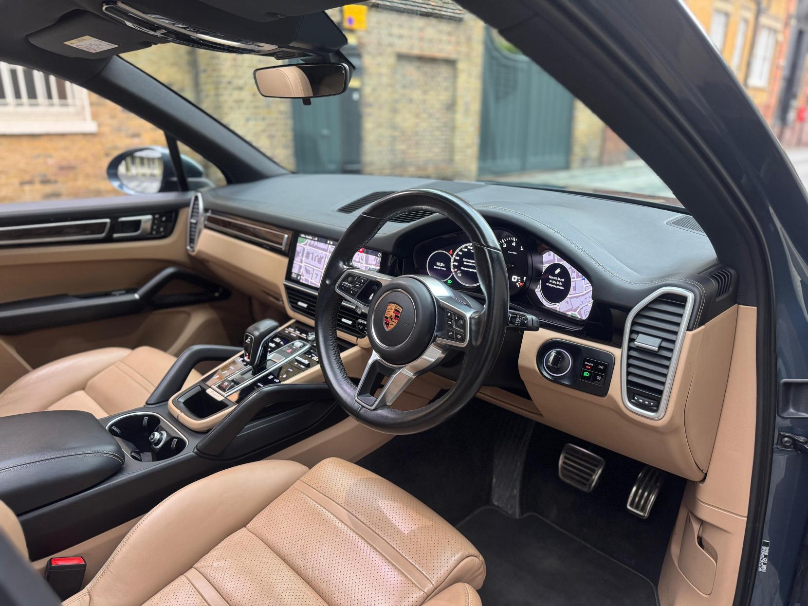 Porsche Cayenne 2.9T V6 S SUV 5dr Petrol TiptronicS 4WD Euro 6 (s/s) (440 ps)