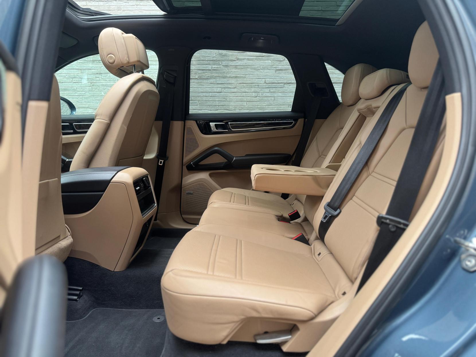 Porsche Cayenne 2.9T V6 S SUV 5dr Petrol TiptronicS 4WD Euro 6 (s/s) (440 ps)