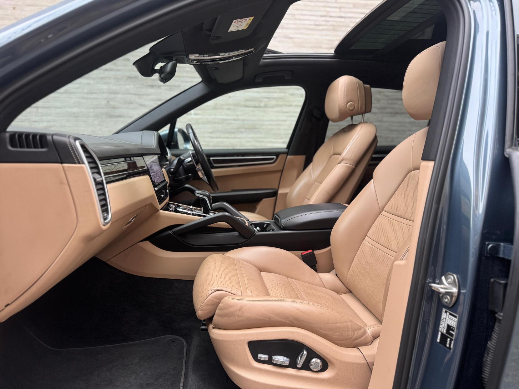 Porsche Cayenne 2.9T V6 S SUV 5dr Petrol TiptronicS 4WD Euro 6 (s/s) (440 ps)